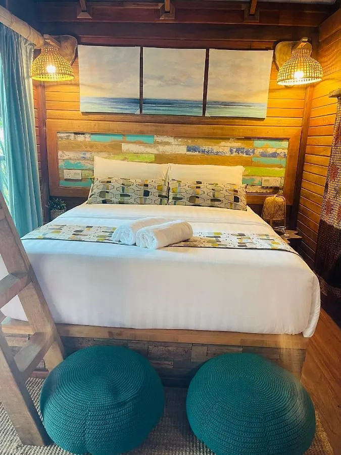 Gasthof Hotel The Temak Tree House Pantai Cenang
