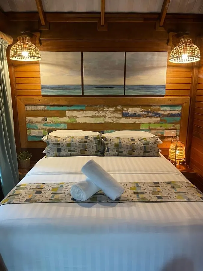 Gasthof Hotel The Temak Tree House Pantai Cenang
