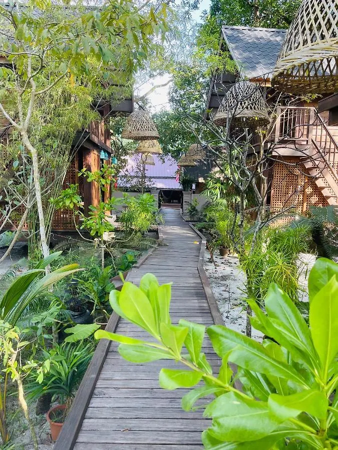 Hotel The Temak Tree House Pantai Cenang  0*, Pantai Cenang (Langkawi)
