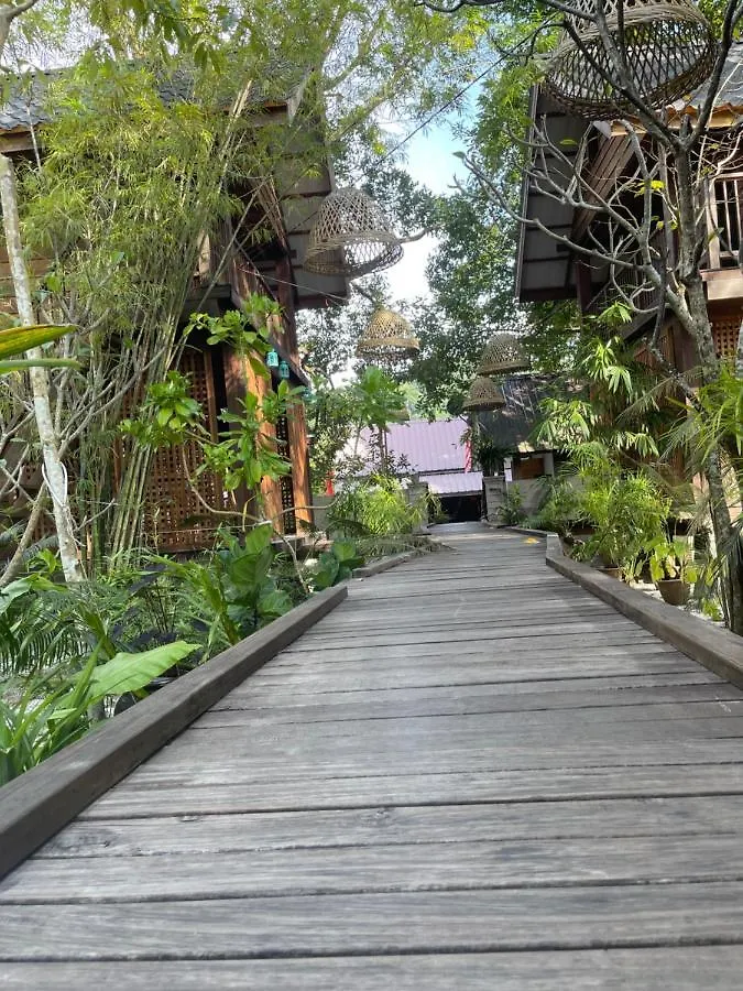 Gasthof Hotel The Temak Tree House Pantai Cenang