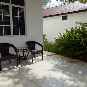 Nas Villaria Langkawi Гостевой дом