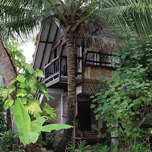 Panji Panji Tropical Wooden Willa